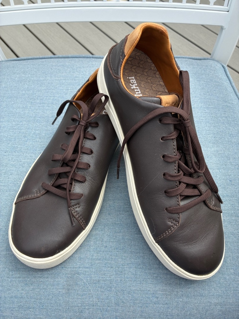 OluKai Men's Deep Brown Lae‘ahi Lī ‘Ili Sneaker